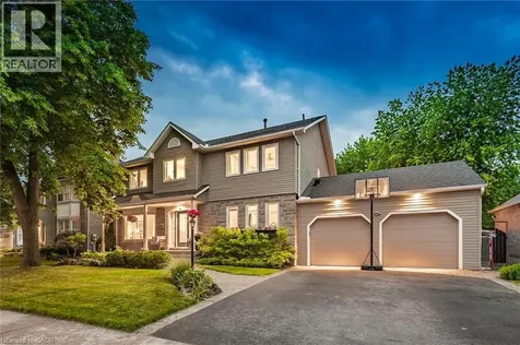 4147 Millcroft Park Drive Burlington ON L7M 3V1