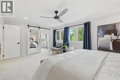 4147 Millcroft Park Drive Burlington ON L7M 3V1
