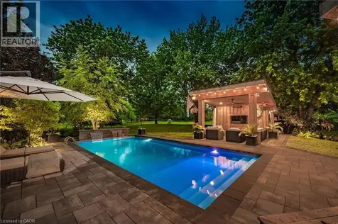 4147 Millcroft Park Drive Burlington ON L7M 3V1