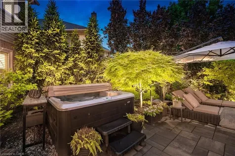 4147 Millcroft Park Drive Burlington ON L7M 3V1
