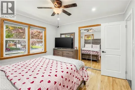 6902 Dell Avenue Niagara Falls ON L2G 4V8