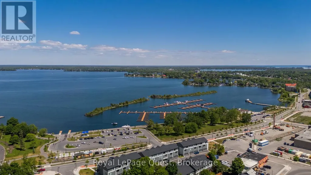 93 Lightfoot Drive Orillia ON L3V 7L8