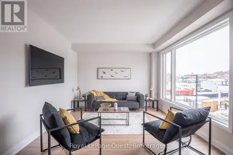 93 Lightfoot Drive Orillia ON L3V 7L8