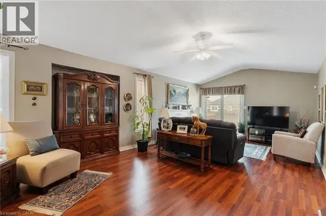 51 Redtail Crescent Hamilton ON L9B 2R5