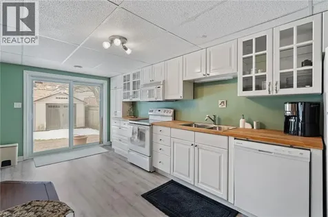 51 Redtail Crescent Hamilton ON L9B 2R5