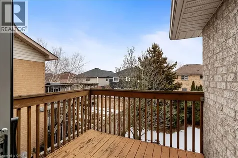 51 Redtail Crescent Hamilton ON L9B 2R5