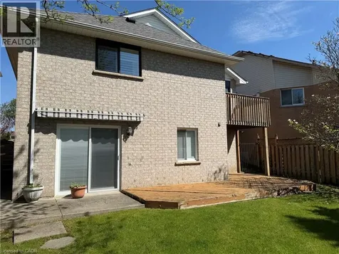 51 Redtail Crescent Hamilton ON L9B 2R5