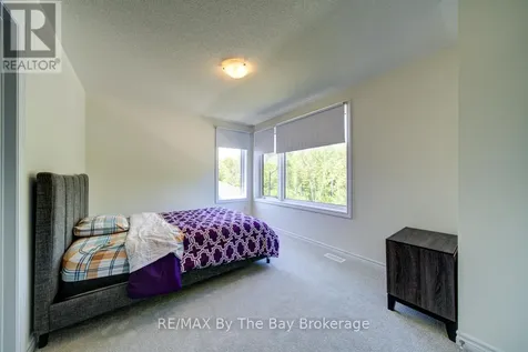 166 Mapleside Drive Wasaga Beach ON L9Z 3A5