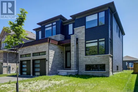 166 Mapleside Drive Wasaga Beach ON L9Z 3A5