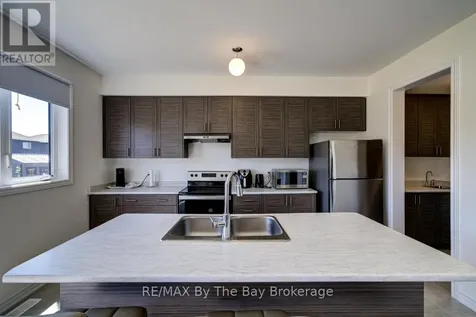 166 Mapleside Drive Wasaga Beach ON L9Z 3A5