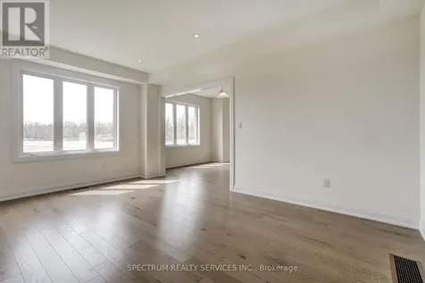 35 Dore Drive Brantford ON N3R 0X8