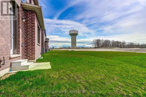 35 Dore Drive Brantford ON N3R 0X8