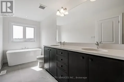 33 Dore Drive Brantford ON N3T 0X8