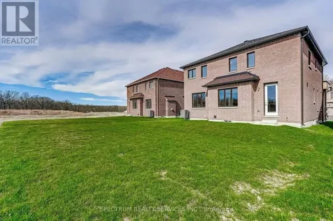 33 Dore Drive Brantford ON N3T 0X8