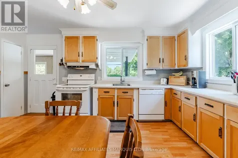 14 Dunbar Avenue Cornwall ON K6H 5M7