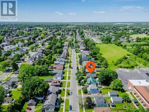14 Dunbar Avenue Cornwall ON K6H 5M7