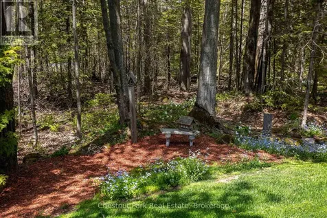 64 Maple Golf Crescent Northern Bruce Peninsula ON N0H 2R0