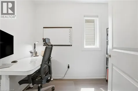 8 Nash Street St. Catharines ON L2S 1B5