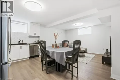 8 Nash Street St. Catharines ON L2S 1B5