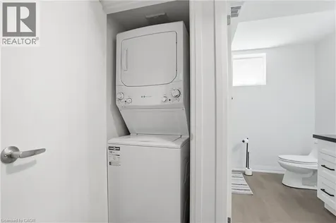 8 Nash Street St. Catharines ON L2S 1B5