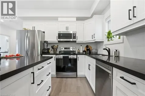 8 Nash Street St. Catharines ON L2S 1B5