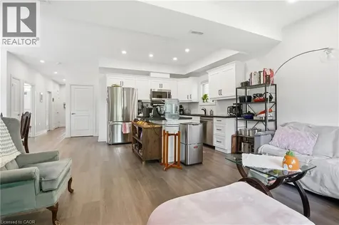 8 Nash Street St. Catharines ON L2S 1B5