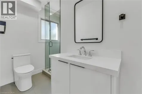 113 Green Road Hamilton ON L8G 3W9