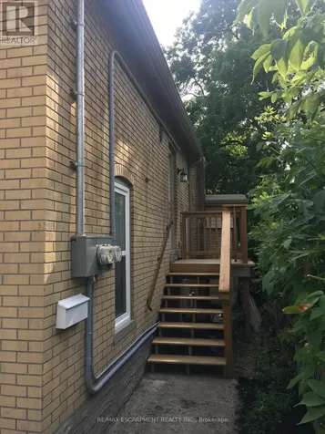 109 Waterloo Street Kitchener ON N2H 3V5