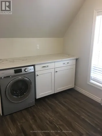 109 Waterloo Street Kitchener ON N2H 3V5