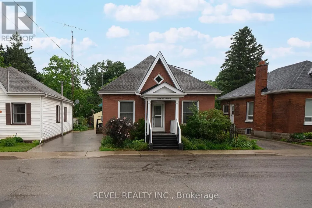 22 Lawrence Street Brantford ON N3R 1A7