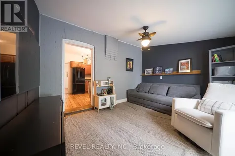 22 Lawrence Street Brantford ON N3R 1A7