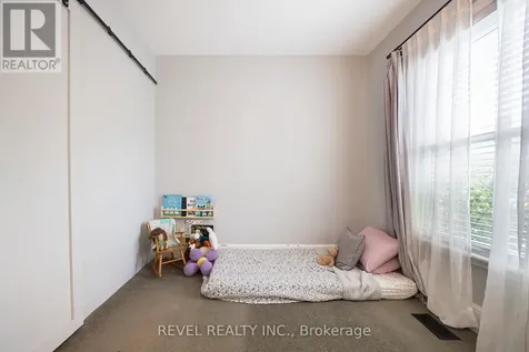 22 Lawrence Street Brantford ON N3R 1A7