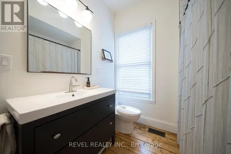 22 Lawrence Street Brantford ON N3R 1A7