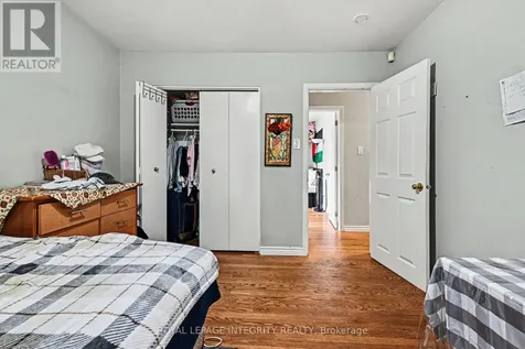 104 Viewmount Drive Ottawa ON K2G 3C1