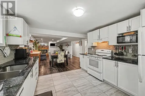 104 Viewmount Drive Ottawa ON K2G 3C1