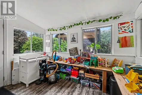 104 Viewmount Drive Ottawa ON K2G 3C1