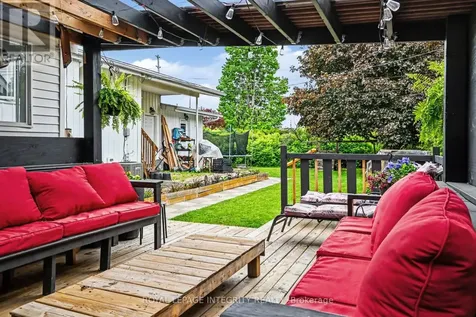 104 Viewmount Drive Ottawa ON K2G 3C1