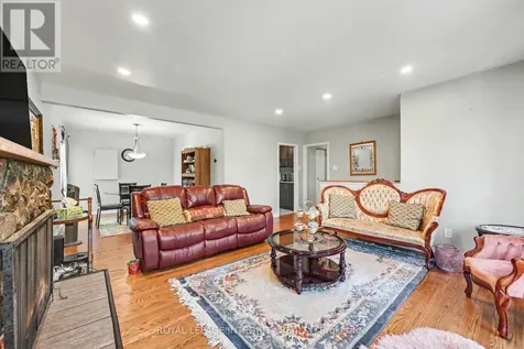 104 Viewmount Drive Ottawa ON K2G 3C1