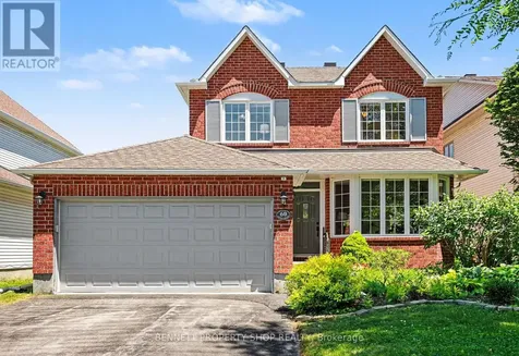 60 Apple Creek Crescent Ottawa ON K2M 2M5