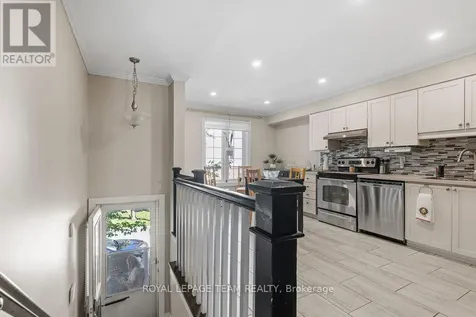 295 Gershwin Private Ottawa ON K2H 1G5