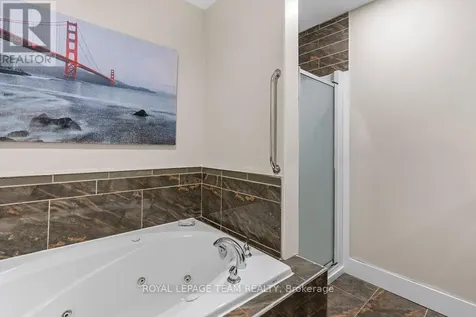 295 Gershwin Private Ottawa ON K2H 1G5