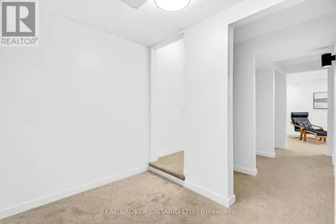 1449 Ridgebrook Drive Ottawa ON K1B 4T1