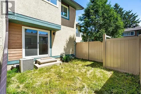 1449 Ridgebrook Drive Ottawa ON K1B 4T1