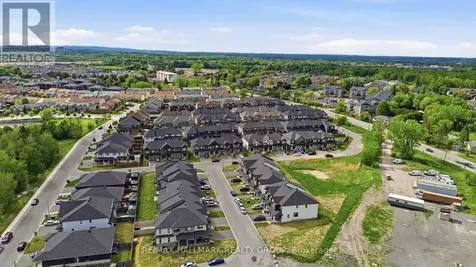 369 Broadridge Crescent Ottawa ON K1W 0M1