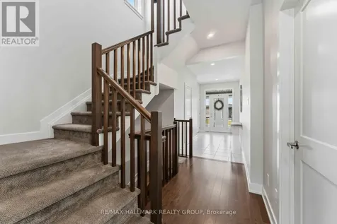 369 Broadridge Crescent Ottawa ON K1W 0M1