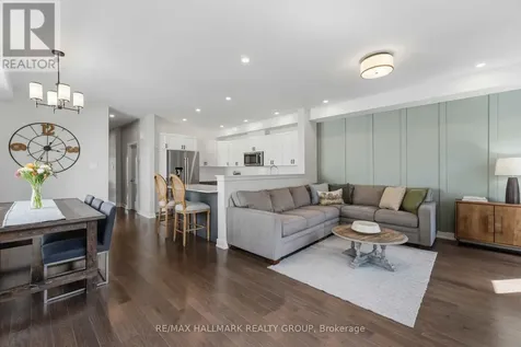 369 Broadridge Crescent Ottawa ON K1W 0M1
