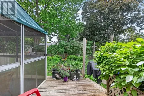 71 Dallaire Crescent Ottawa ON K0A 2Z0