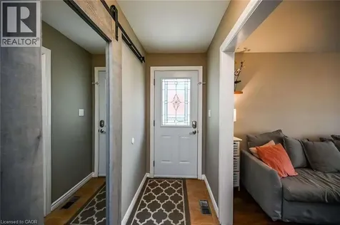 39 Glen Vista Drive Hamilton ON L8K 5V5