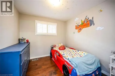 39 Glen Vista Drive Hamilton ON L8K 5V5