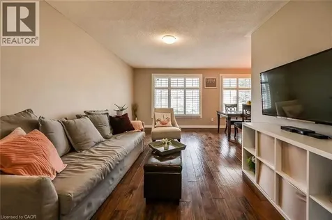 39 Glen Vista Drive Hamilton ON L8K 5V5